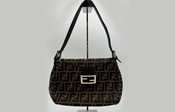 FENDI ズッカ柄